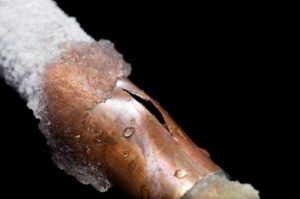 Thaw Out Frozen Water Pipes